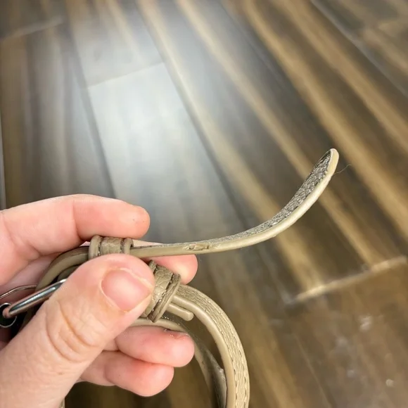 Beige Crossbody Handbag Purse Shoulder Bag Faux Leather Pebbled - Picture 11 of 11